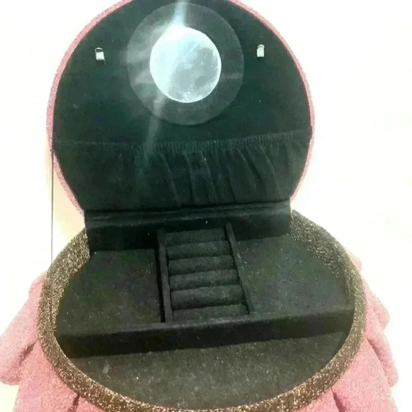 Fantastic Retro Style Kitchy Jewellery Box. Miniature Round Bed. Bling/Ruffles - Picture 3 of 5